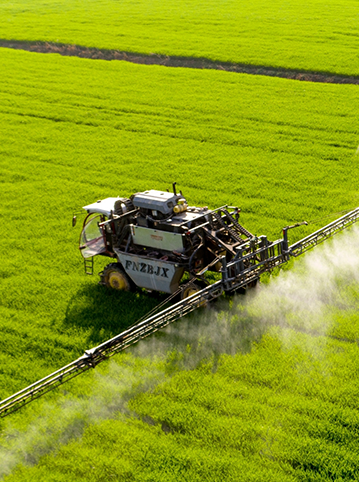 spraying & fertilizing